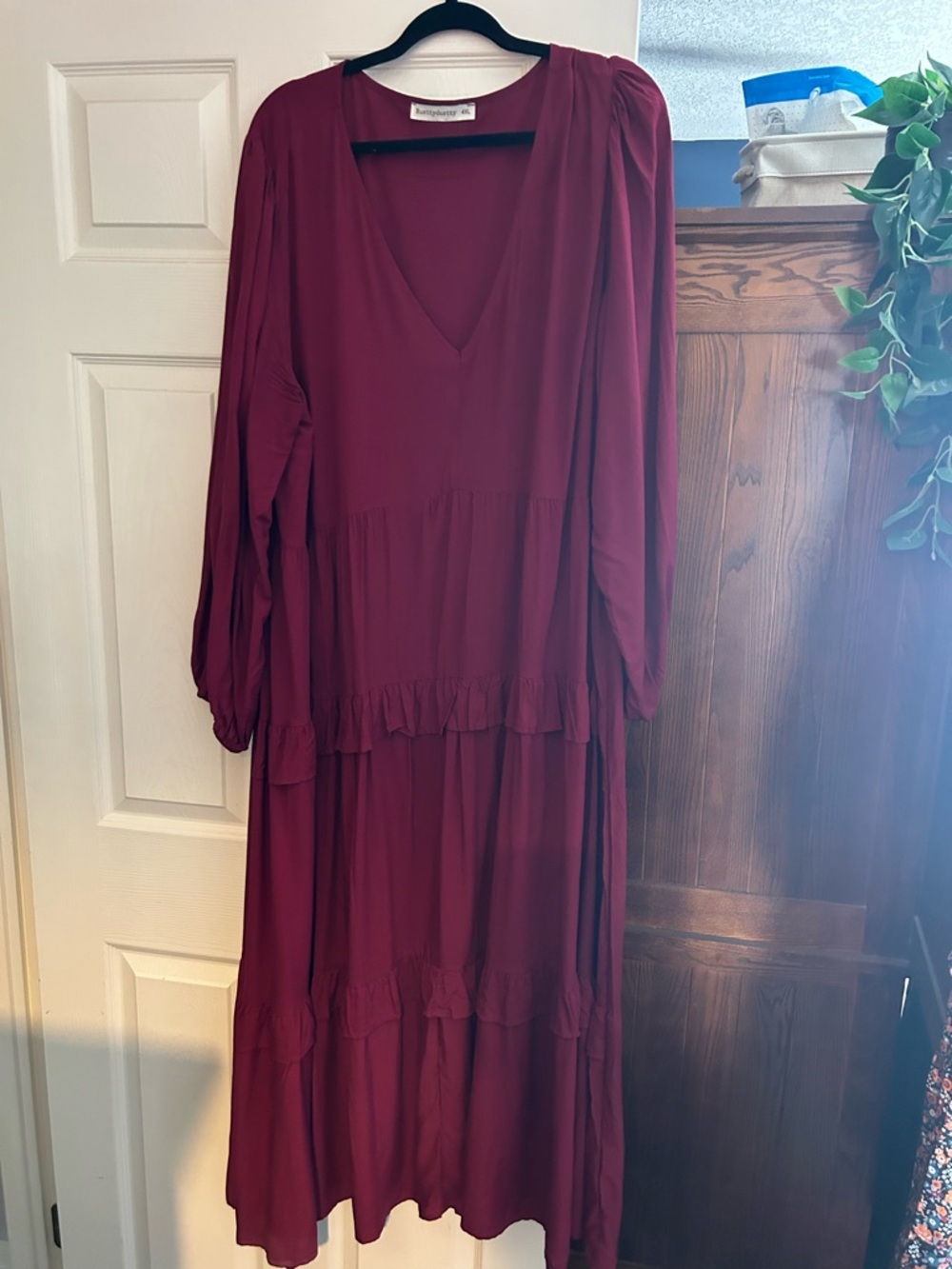 SHEIN Burgundy Long Sleeve Tiered V-Neck Midi Dress